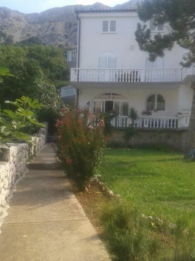 Apartman Put Baška 0*,