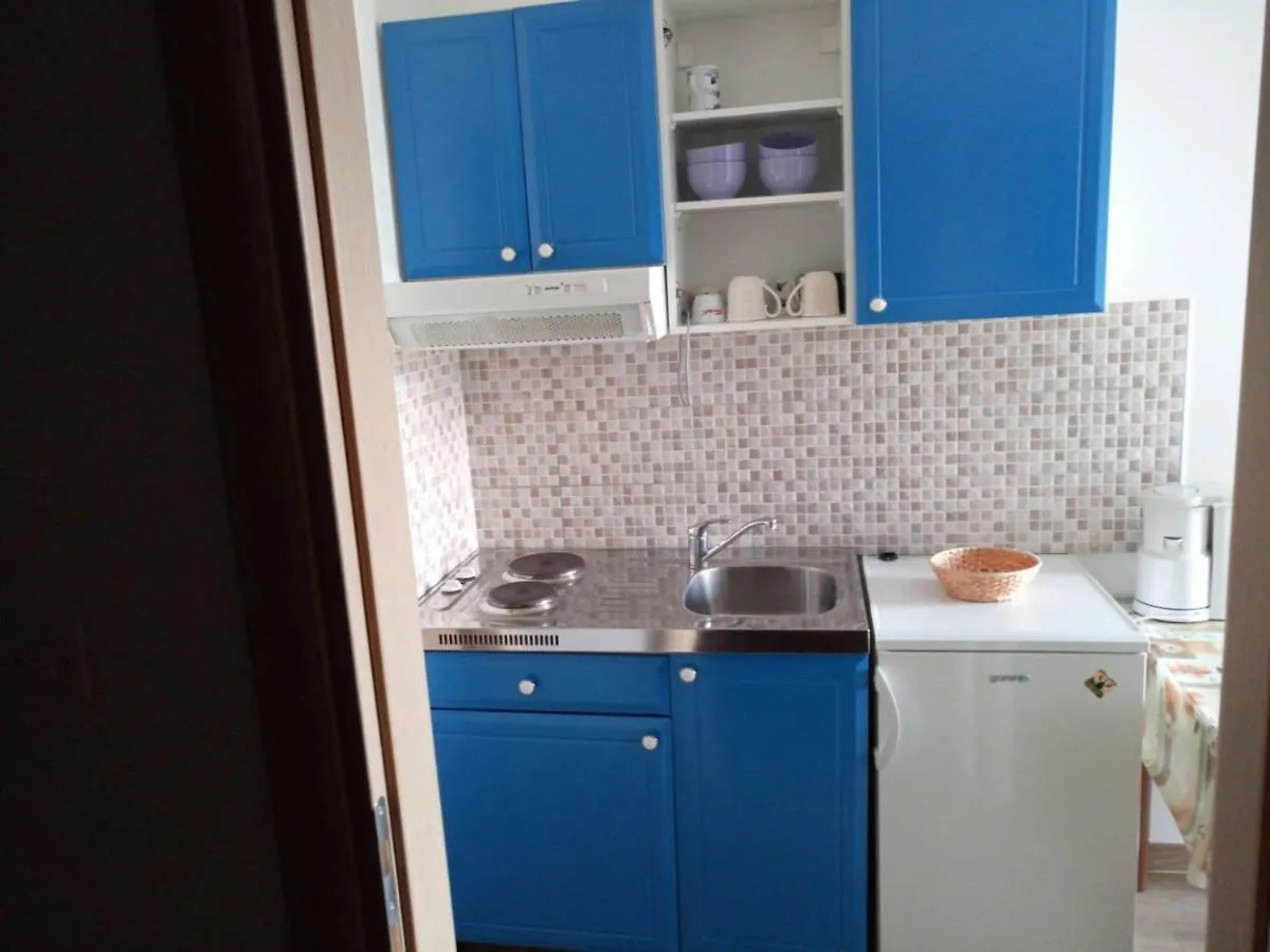 Apartman Put Baška 0*,  Croácia